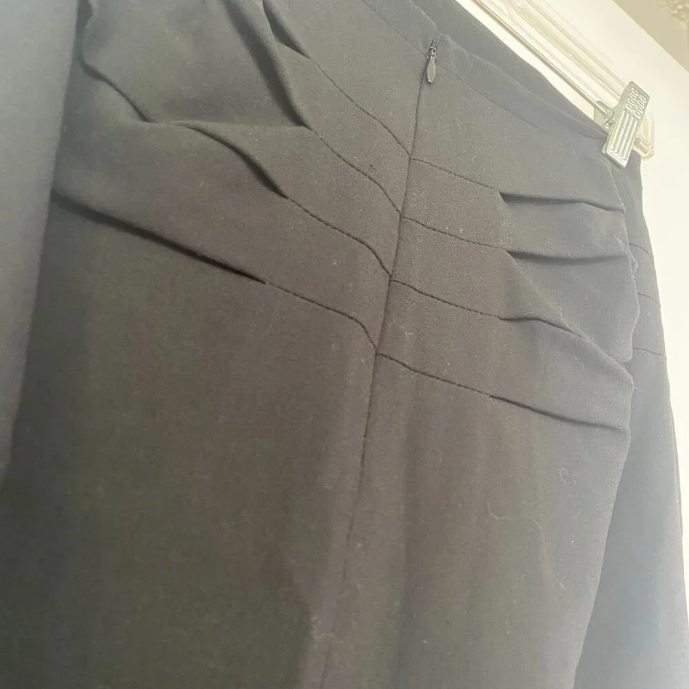 BCBG ruched midi pencil skirt NWT - Picture 5 of 8